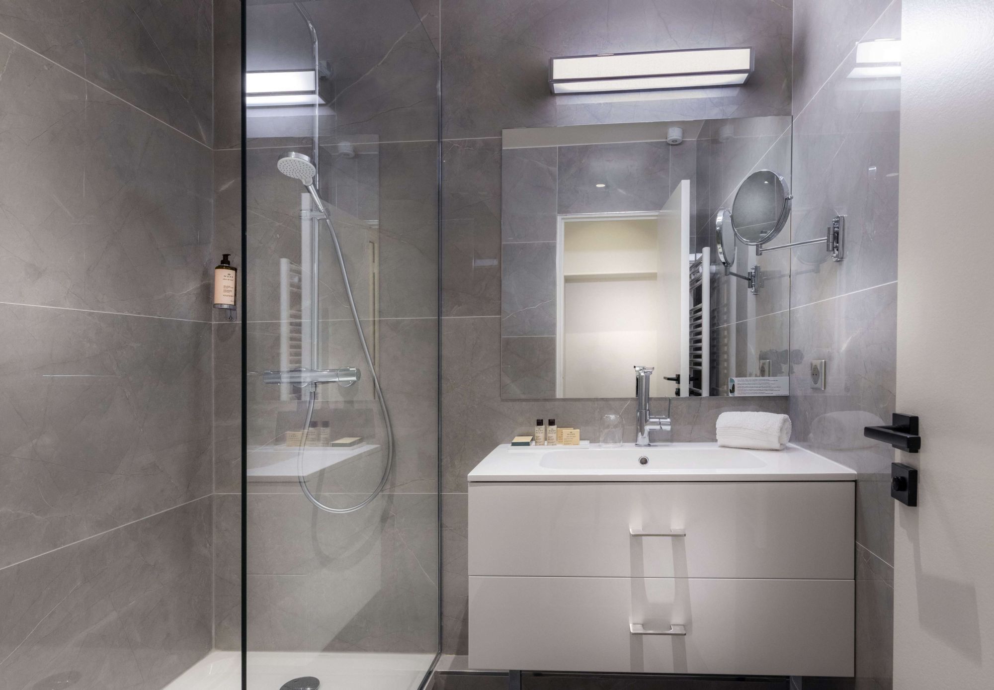 Hotel Charles Floquet Paris